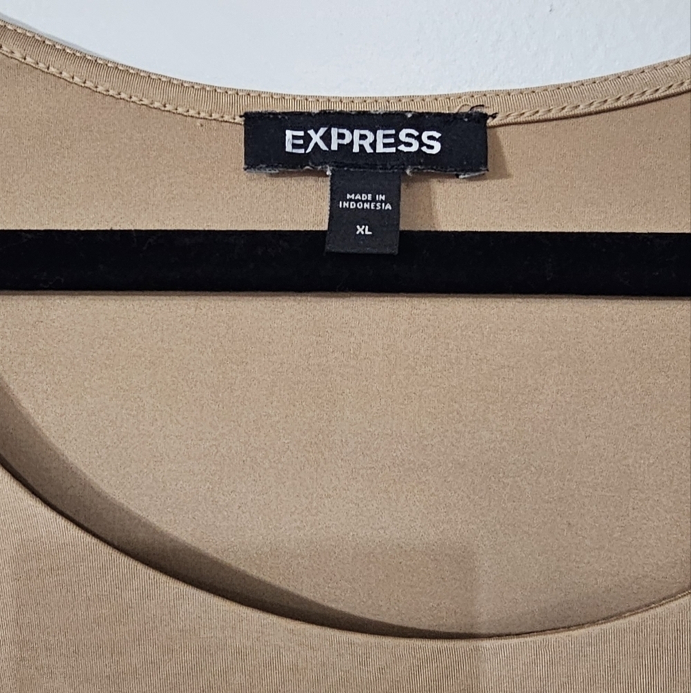Express Bodysuit - Picture 2 of 6